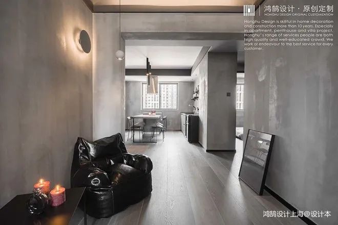 上海夫妻花25萬把家裝成“毛坯房”，無客廳+無中廚+無主燈，太太太太酷了！